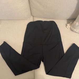 Senita Athletics Mom Maternity leggings with pockets